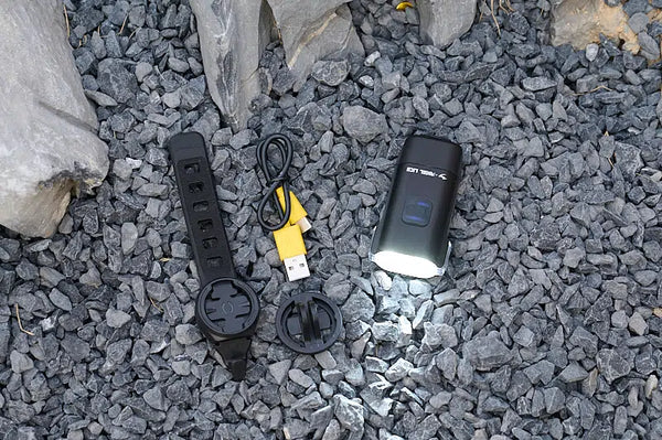 MOON RIGEL PRO LIGHT 1000 LUMENS FRONT