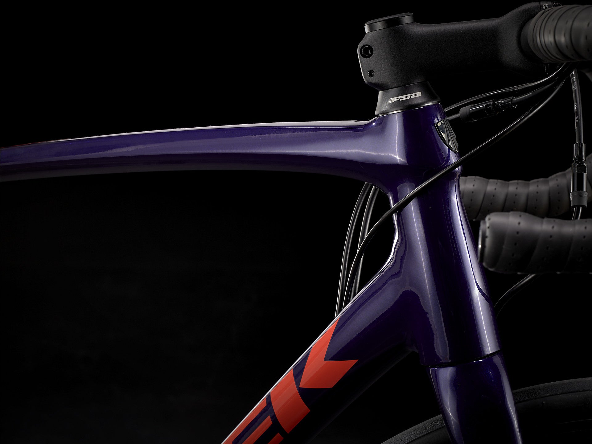 2022 TREK EMONDA ALR DISC PURPLE ABYSS – O'Mara Cycles